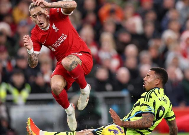 关于焦点大战:网球上演巅峰碰撞的信息 关于焦点大战:网球上演巅峰碰撞的信息