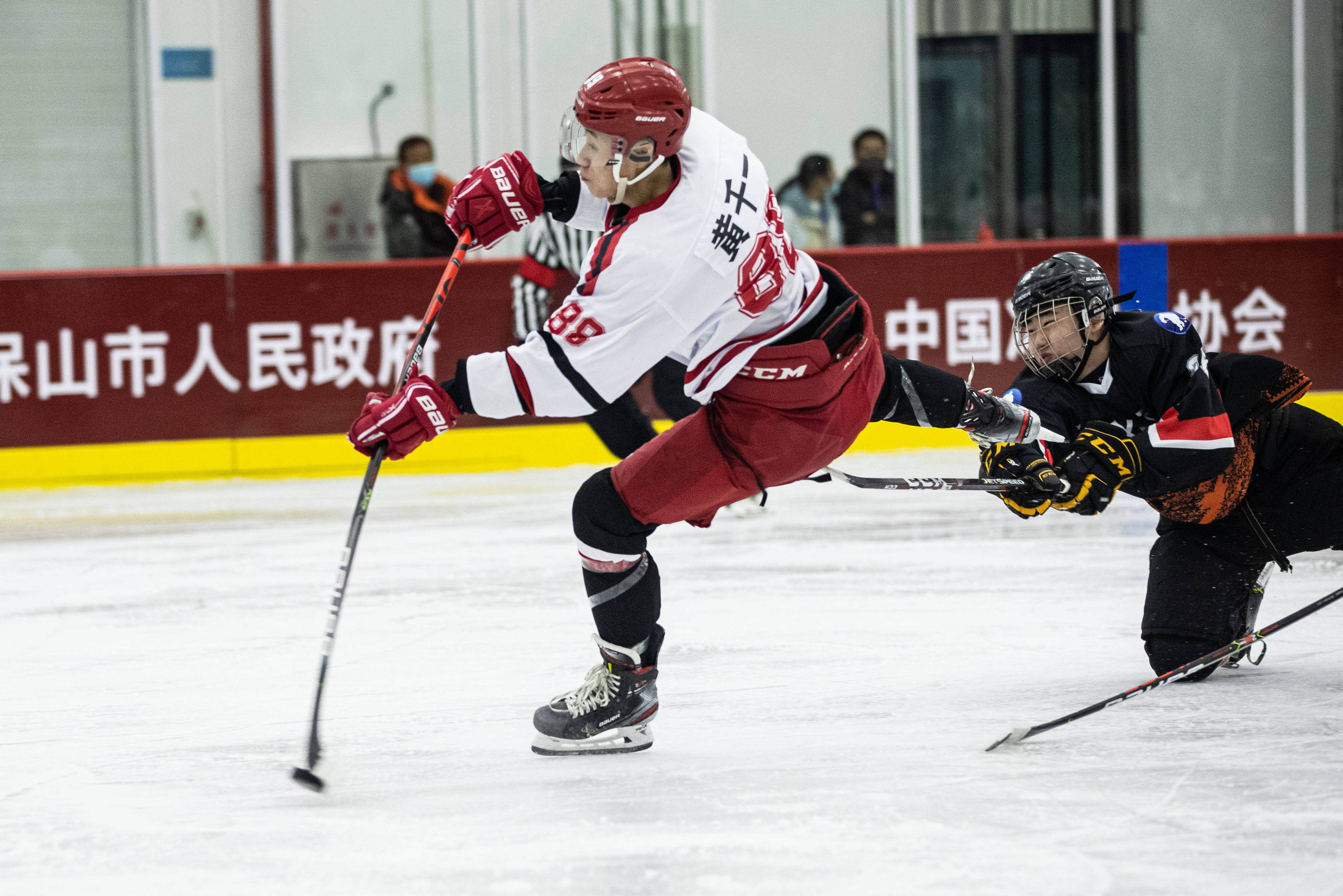 包含冰球队主教练发声,誓言带队登顶的词条 包含冰球队主教练发声,誓言带队登顶的词条